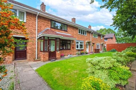 Wyrley Close, New Invention, Willenhall 2 bed terraced house for sale