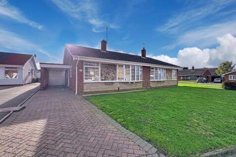 2 bedroom semi-detached bungalow for sale