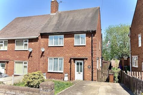 Miller Crescent, WOODCROSS, WV14 9UZ 3 bed semi