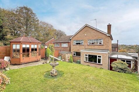High Arcal Drive, WOODSETTON, DY3 1BN 3 bed detached house for sale