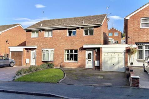 Nottingham Way, BRIERLEY HILL, DY5 1UH 3 bed semi
