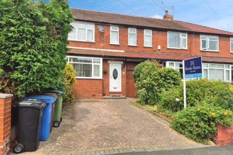 Glaswen Grove, Stockport SK5 2 bed semi