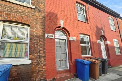 Stanhope Street, Greater Manchester SK5 3 bed terraced house for sale