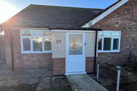 3 bedroom semi-detached bungalow for sale