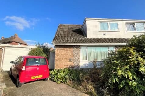3 bedroom semi-detached bungalow for sale