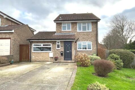 Hendy Road, East Cowes 3 bed detached house for sale