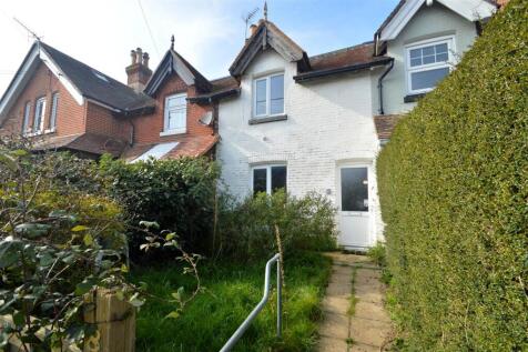 The Broadway, Totland Bay 3 bed terraced house for sale