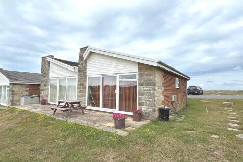 2 bedroom semi-detached bungalow for sale