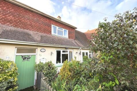 South Bank Road, East Cowes 3 bed terraced house for sale
