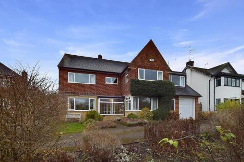 Elizabeth Crescent, Queens Park... 4 bed detached house for sale