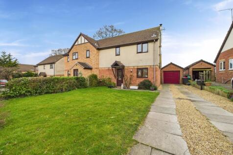 Castlefields, Tattenhall, CH3 3 bed semi