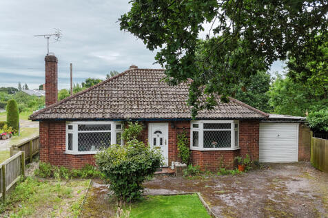 Liverpool Road, Chester, CH2 2 bed bungalow for sale