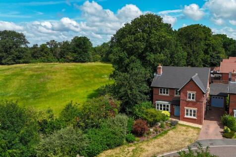 Ashbery Road, Backford, CH1 4 bed detached house for sale