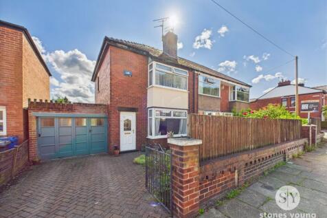 2 bedroom semi-detached house for sale