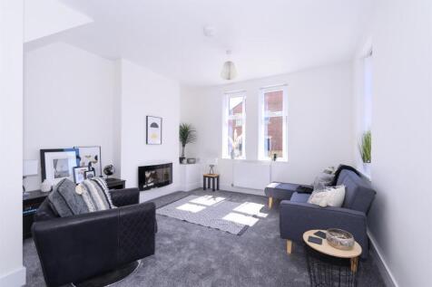 James Street, Maryport CA15 3 bed end of terrace house for sale