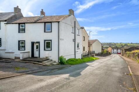 Moor Road, Great Broughton... 2 bed terraced house for sale