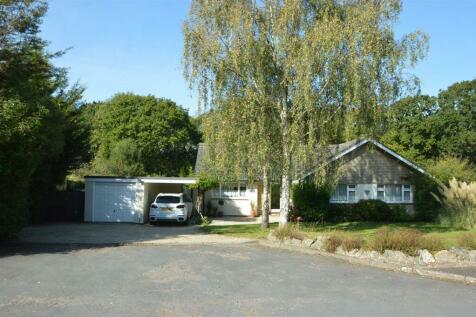 4 bedroom detached bungalow for sale