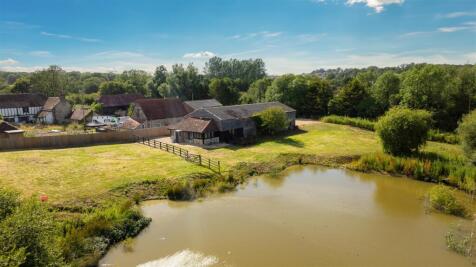 2 bedroom barn conversion for sale