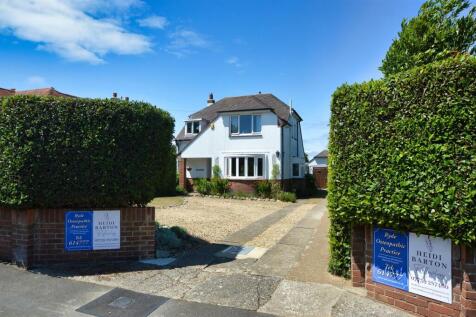 ELMFIELD, RYDE 3 bed detached house for sale