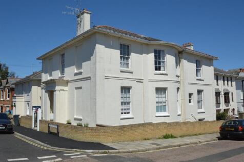 CENTRAL RYDE 1 bed ground floor flat for sale