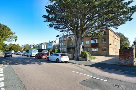 ELMFIELD, RYDE 2 bed flat for sale