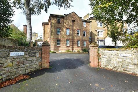 CENTRAL RYDE 2 bed flat for sale