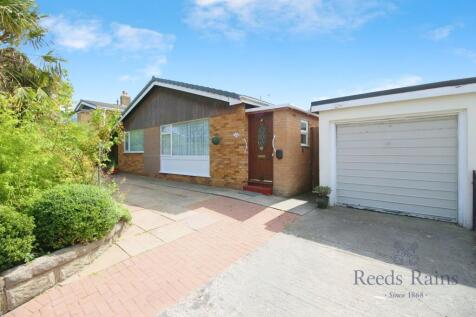 Ffordd Onnen, Denbighshire LL19 2 bed bungalow for sale
