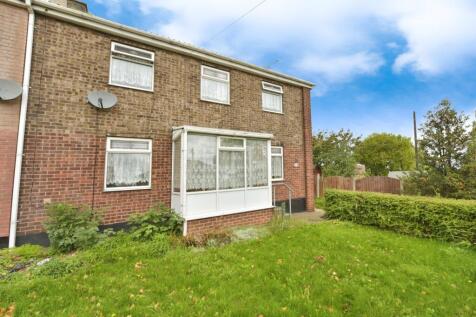 Blyth Avenue, Rawmarsh, Rotherham... 3 bed semi