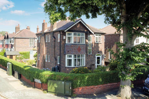Walton Road, Greater Manchester M33 3 bed detached house for sale