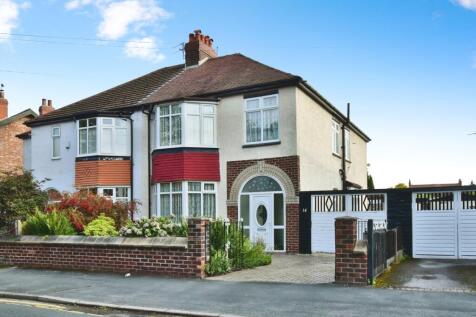 Atkinson Road, Greater Manchester M33 4 bed semi