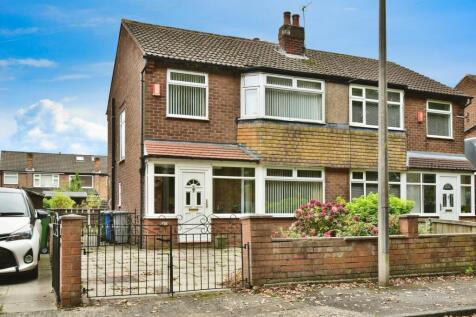 Firs Road, Greater Manchester M33 3 bed semi