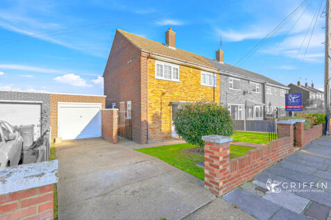 3 bedroom end of terrace house for sale