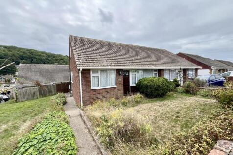 2 bedroom semi-detached bungalow for sale