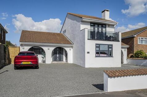 Rustic Road, Peacehaven 6 bed detached house for sale