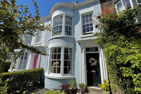 Falsgrave Road, North Yorkshire YO12 3 bed terraced house for sale
