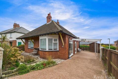 Prospect Park, Scarborough YO12 2 bed bungalow for sale