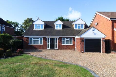 Edinburgh Road, Walsall 3 bed detached house for sale