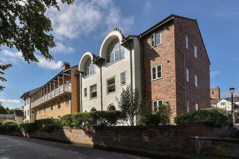 Moorside, Knutsford, WA16 2 bed flat for sale