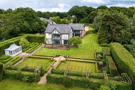 School Lane, Ollerton, WA16 6 bed detached house for sale
