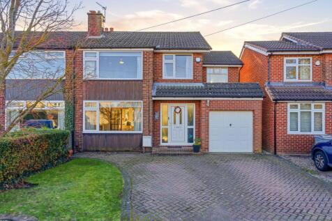 4 bedroom semi-detached house for sale