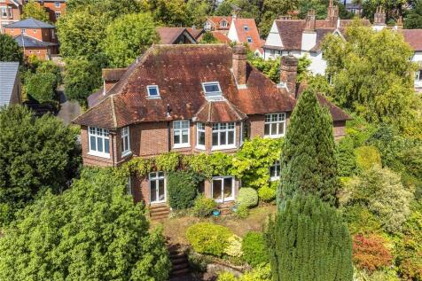 8 bedroom detached house for sale
