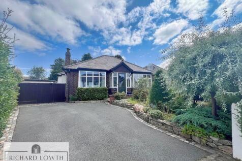 Brookside Avenue, Poynton 3 bed detached bungalow for sale