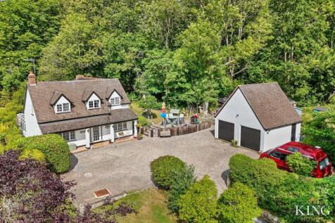 Alcester Road, Abbots Morton, Worcester 3 bed detached house for sale
