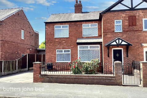 2 bedroom semi-detached house for sale