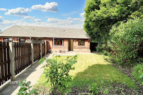 Harrow Way, Northwich 2 bed bungalow for sale