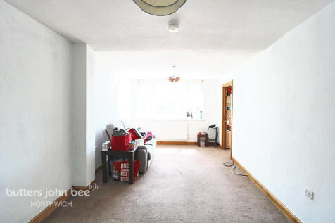 West Avenue, Northwich 3 bed detached house for sale