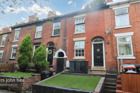 Navigation Road, Northwich 2 bed terraced house for sale