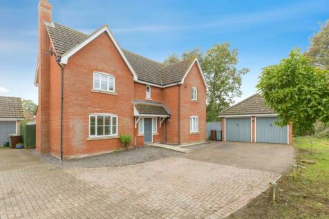 4 bedroom detached house for sale