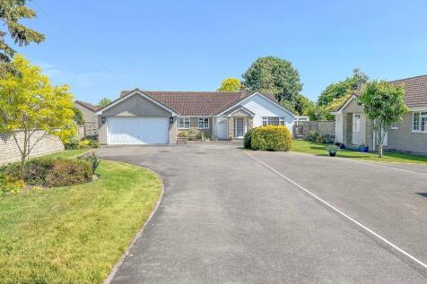 5 bedroom bungalow for sale