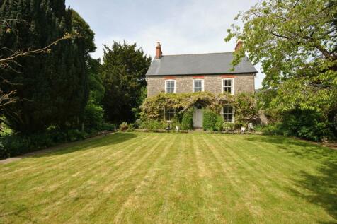 7 bedroom detached house for sale